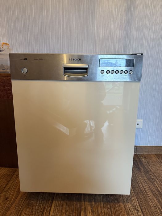 Посудомийна машина BOSCH , запчастини