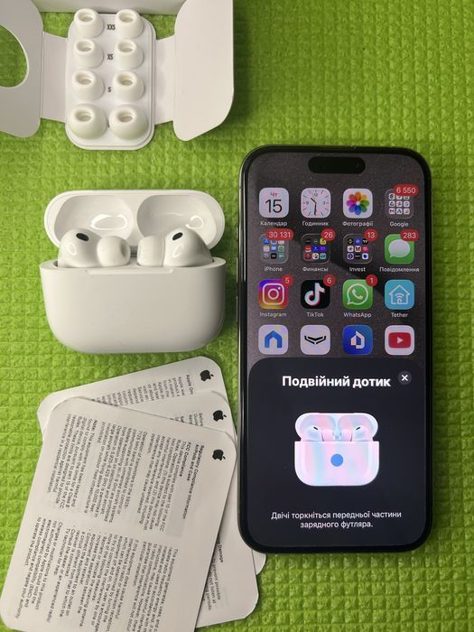 Нові навушники Apple AirPods Pro 3