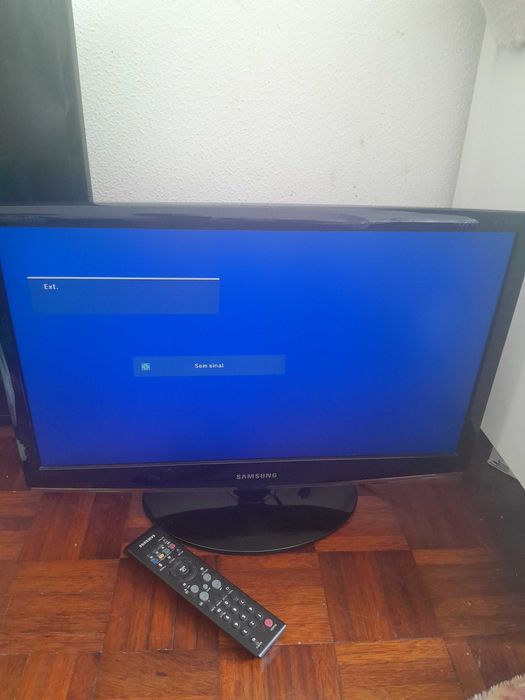 Vendo esta plasma samsung com comando
