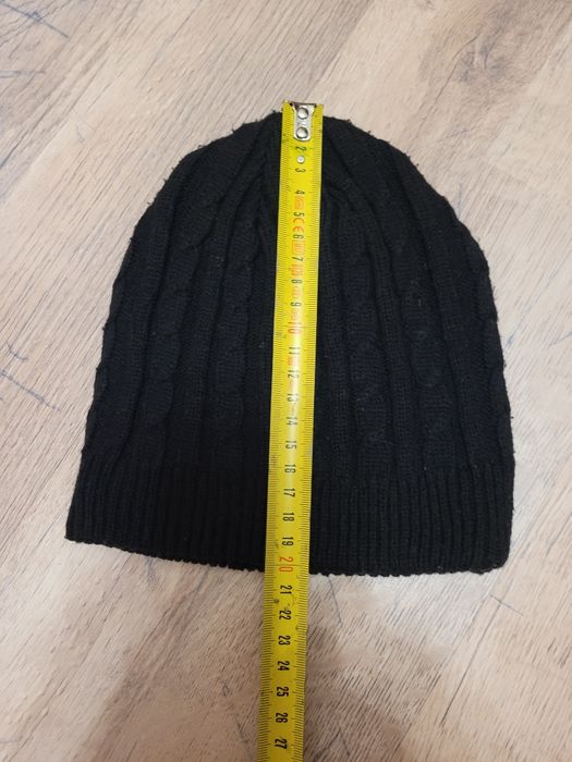 Czapka damska czarna