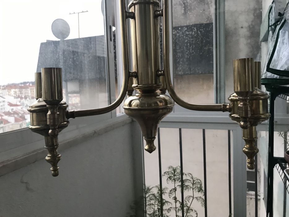 Candeeiro de teto dourado para 6 lâmpadas