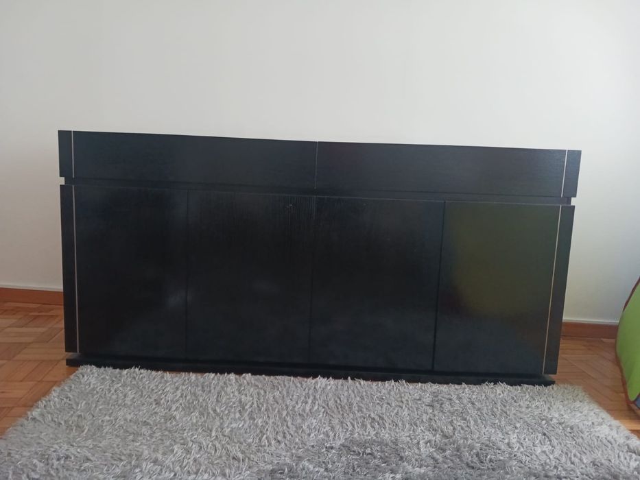 Movel de sala robusto