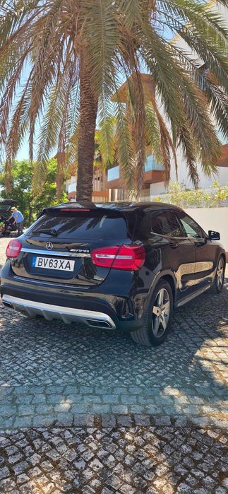 Mercedes GLA 220 AMG (2015) — SUV Premium