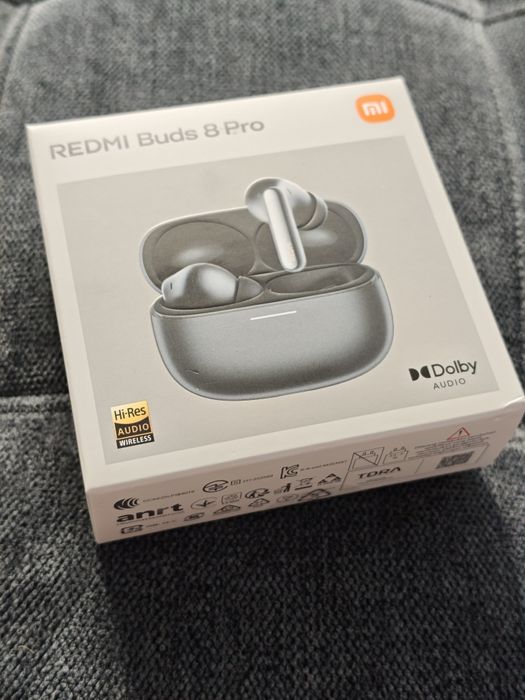 Продам навушники Redmi buds 8 pro