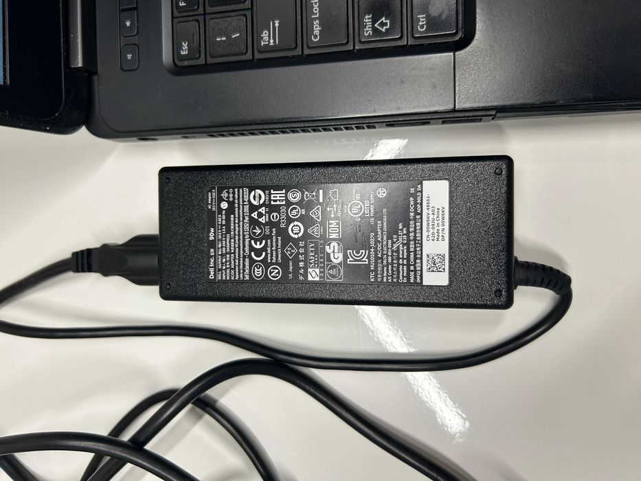 Portátil Laptop Notebook Dell Latitude E5440 i5 16GB SSD