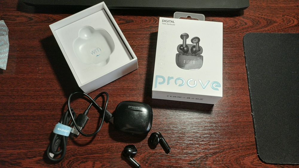 Б/у наушники от компании Proove