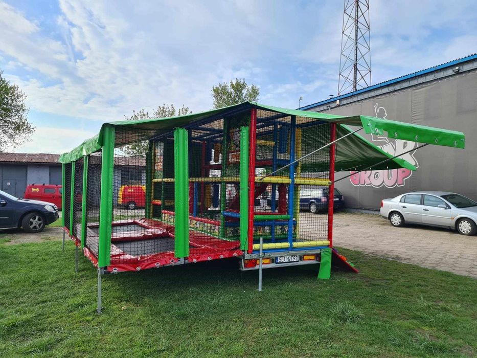 Małpi gaj z trampolinami, mobilna sala zabaw z trampolinami