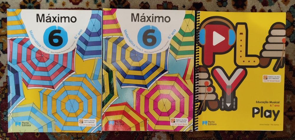 Livros manuais  escolares do 6° ano até 15€