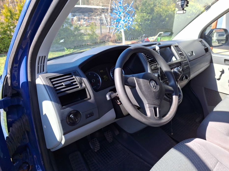 Sprzedam vw r5 9 0sobowy