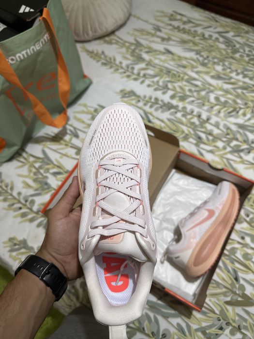Tenis nike vomero 18