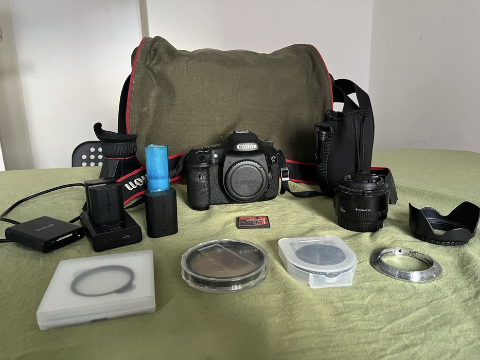 Canon 7D c/lente e acessórios