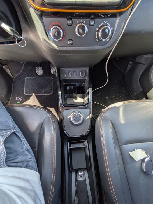 Organizador Consola Central Dacia Spring 2021
