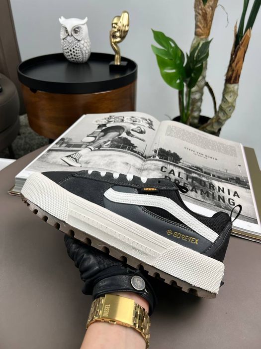 7 кольорів Vans Old Skool MTE-1 Gore Tex