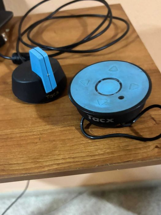 Rolo de Treino Tacx Genius SMART | Bluetooth & ANT+ (Pack Completo)