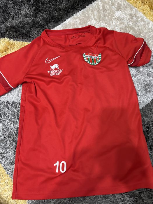 Koszulka pilkarska 158