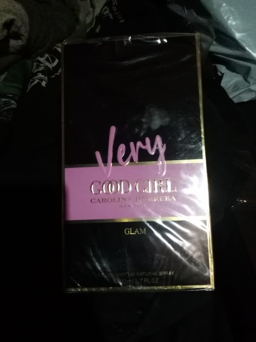 Sprzedam nowy perfum damski polecam