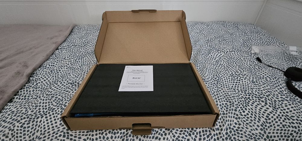 Monitor Externo 14" Portátil C/colunas incorporadas PC/PS5/Xbox