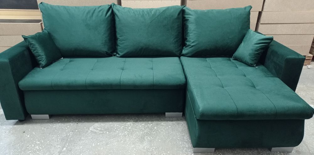 Narożnik z funkcją spania i pojemnikiem na pościel