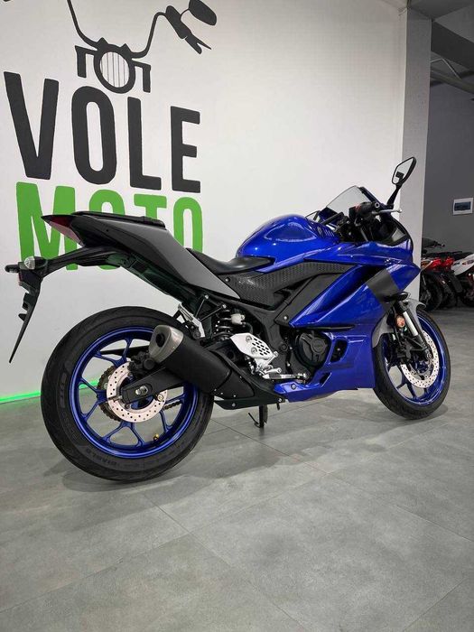 Мотоцикл Yamaha YZF-R25
