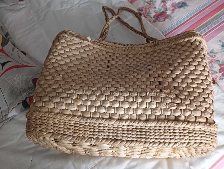 Cesta em Palhinha com asas tamanho grande extra-forte