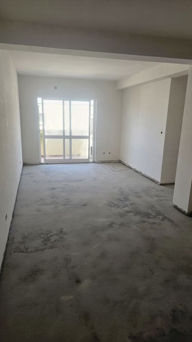 Apartamento T3 remodelado leiria
