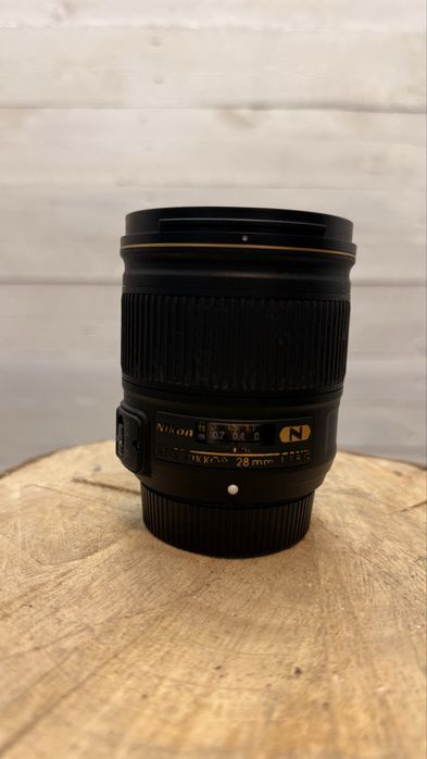 Nikon 28 mm 1.8 mm