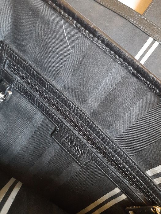 Продам кожаную сумку оригинал      Hugo boss