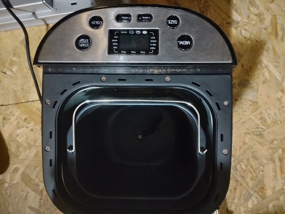 Wypiekacz do chleba i nie tylko raz użyty