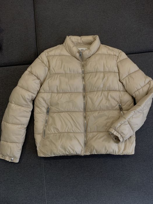 Куртка бренду Mango