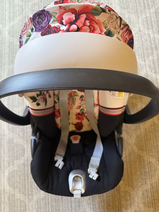 fotelik samochodowy Cybex Cloud Z I-Size Spring blossom