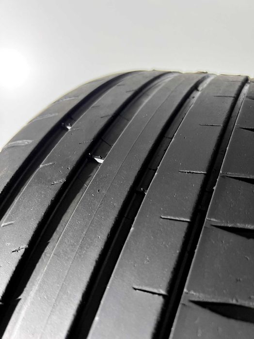 Pneus Michelin Pilot Sport 4 - 205/40/18 - Excelentes