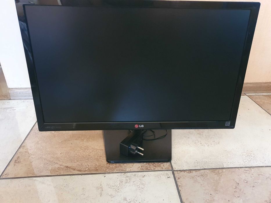Монітор IPS 24" LG 24EA53VQ 5ms (hdmi+dvi+vga) Full HD 1920х1080
