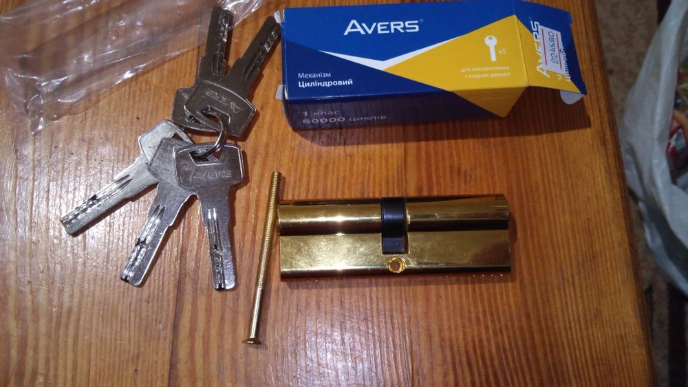 Цилиндр,сердцевина для замка