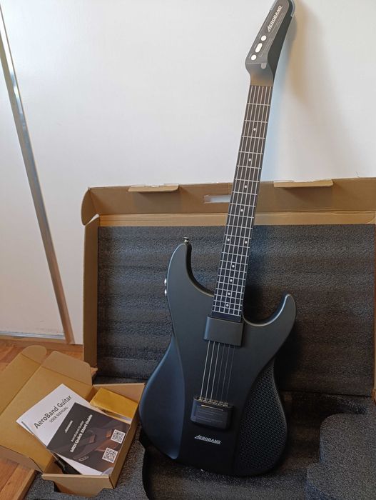Smart gitara cyfrowa AeroBand Guitar | Kontroler MIDI | Głośnik | Komplet