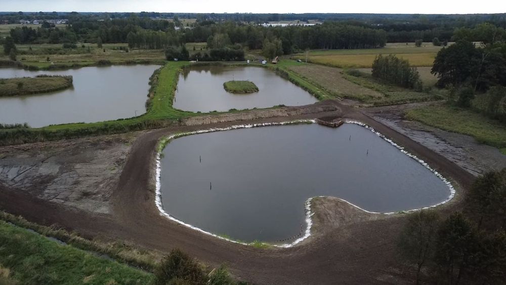 Kopanie stawów / Koparki LONG / odmulanie czyszczenie stawów
