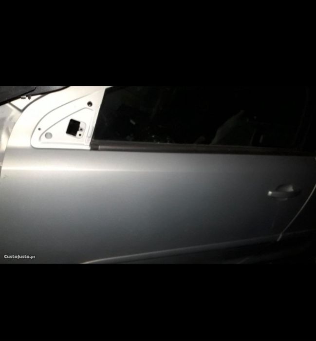 Porta opel astra gtc  lado esquerdo