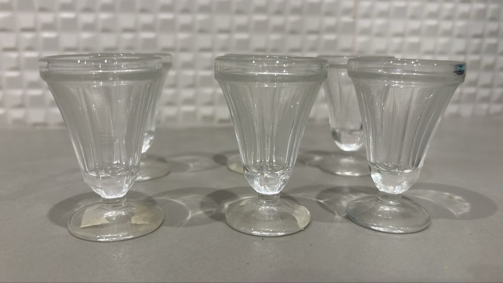 Conjunto de copos para licor