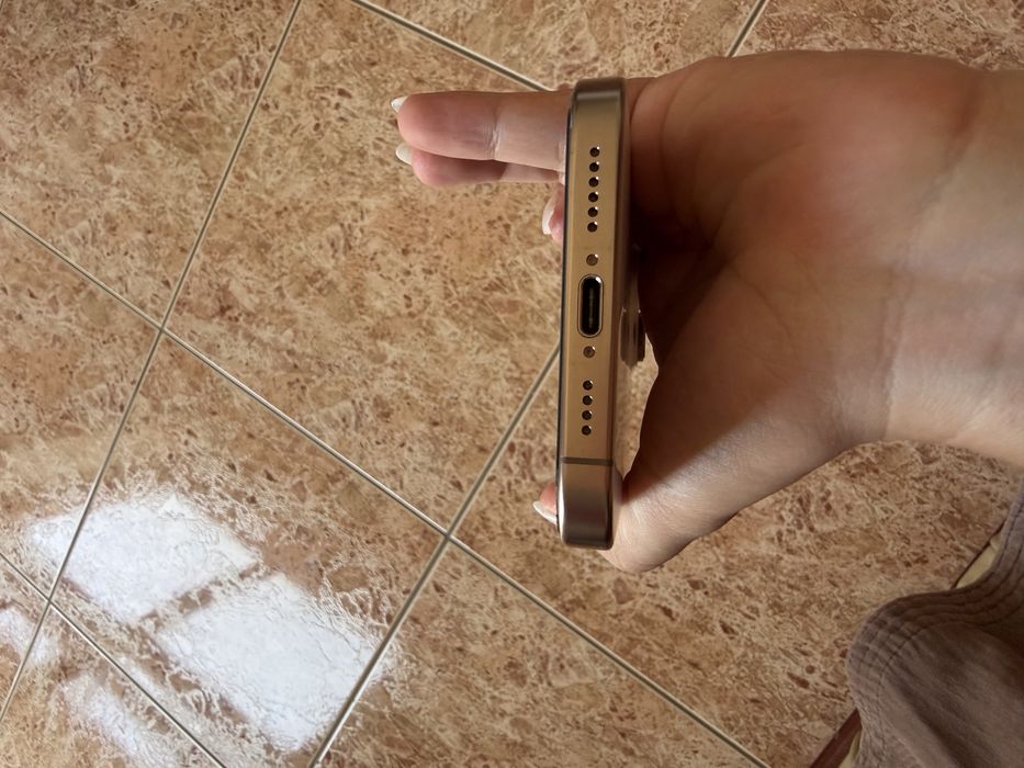 iPhone 16 pro max 256gb