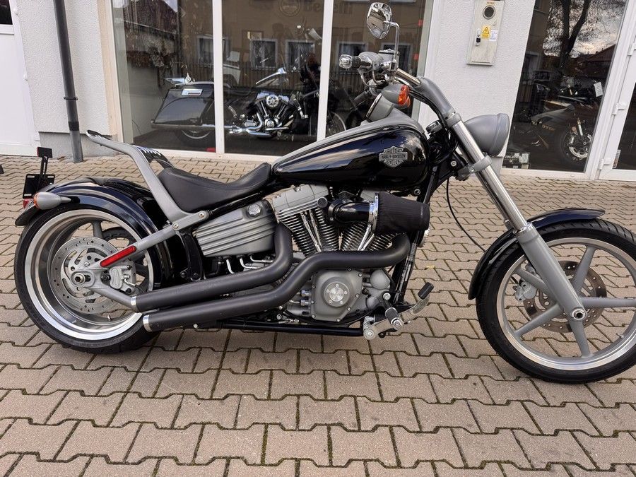 Harley-Davidson Softail Harley Davidso Softail Rocker FXCW