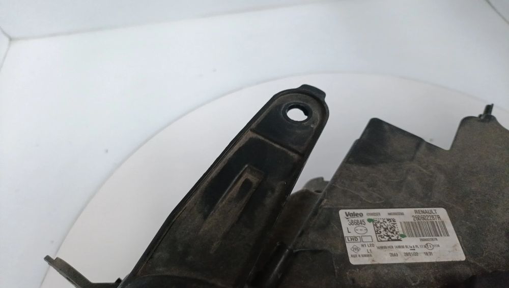 Ótica / farol esquerda DACIA Duster (HM_)