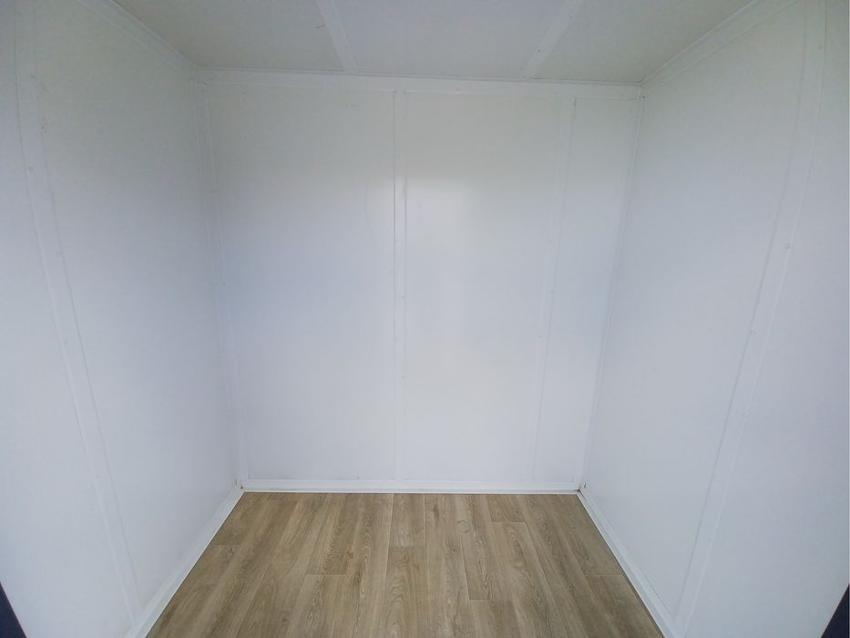 Magazyn , garaż, schowek 3x3 m ,wysoki 4 m. ! Suchy , budynek murowany , parter,Pólnoc przy M1