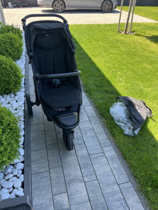 Baby Jogger City Elite 2  Opulent Black + folia przeciwdeszczowa
