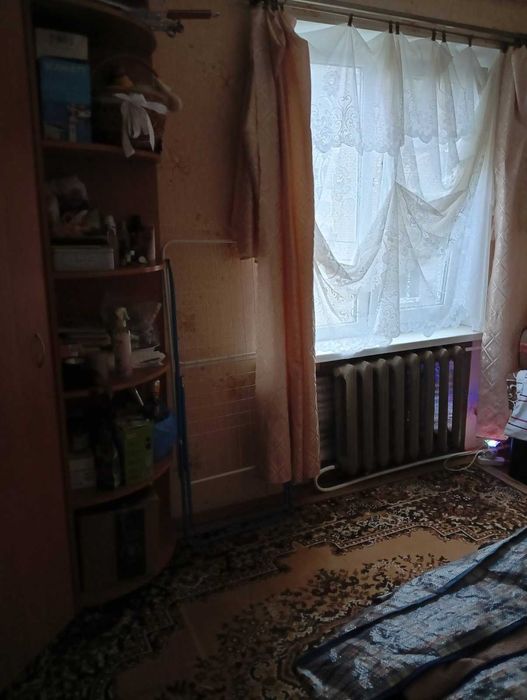 Ан продам 2кімн3 поверх Ливмаш Павлоград