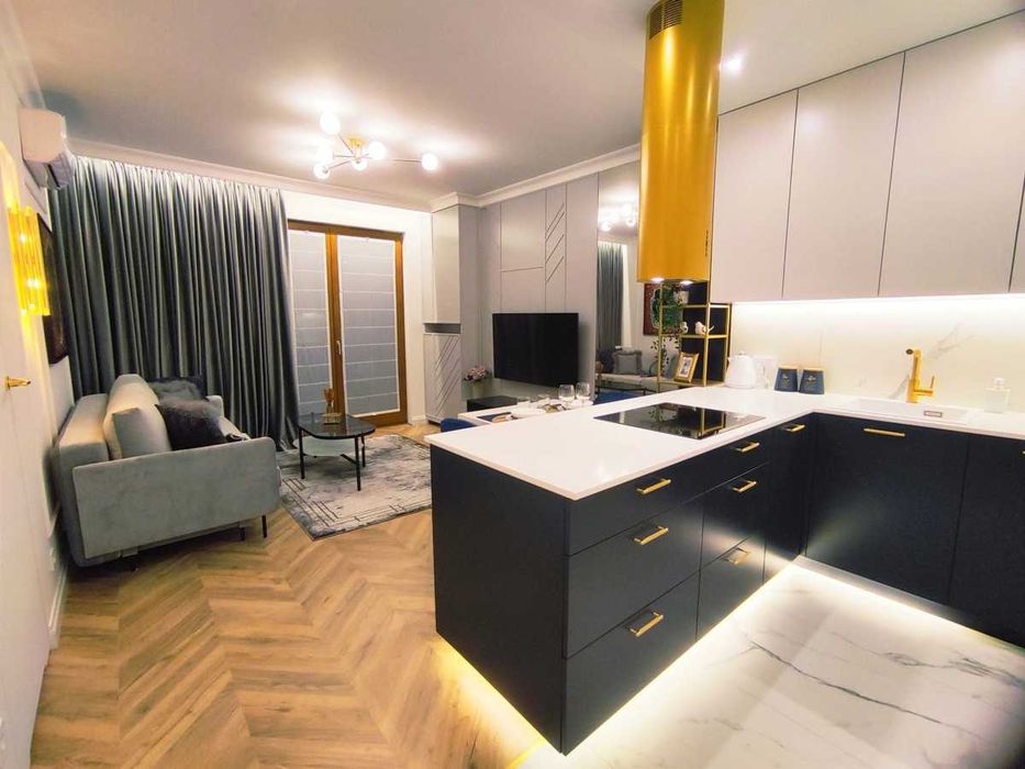 Ekskluzywny apartament 41,5m2, balkon, 2x garaż