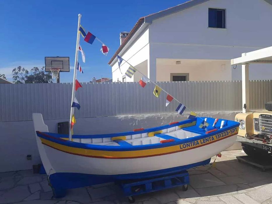 Matriculas e nomes para motas de água/embarcações em vinil recortado