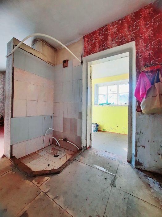 У продажу будинок з земельною ділянкою у м.Чорноморськ