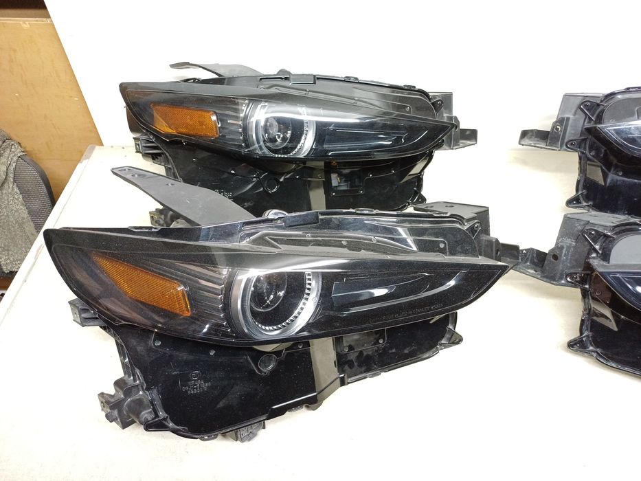 Фара Mazda CX30 Full Led AFS левая правая USA фары
