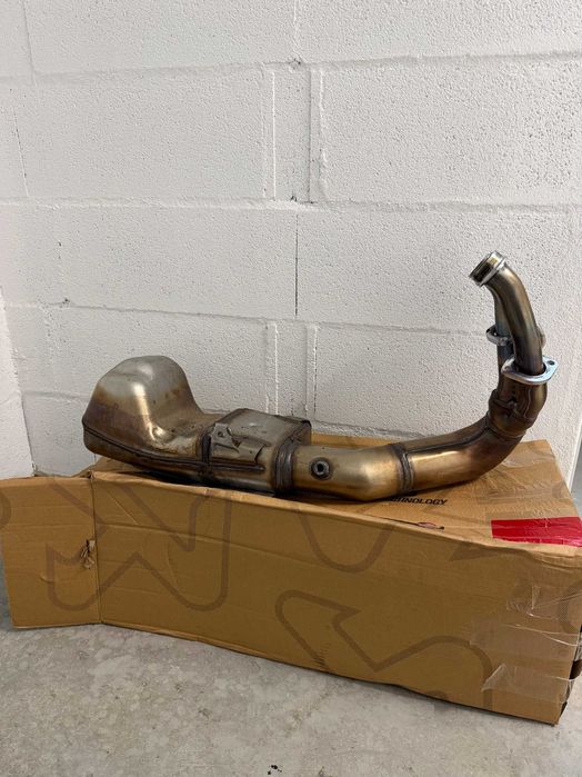 Yamaha Tracer 9 GT 2025 – Escape OEM Completo