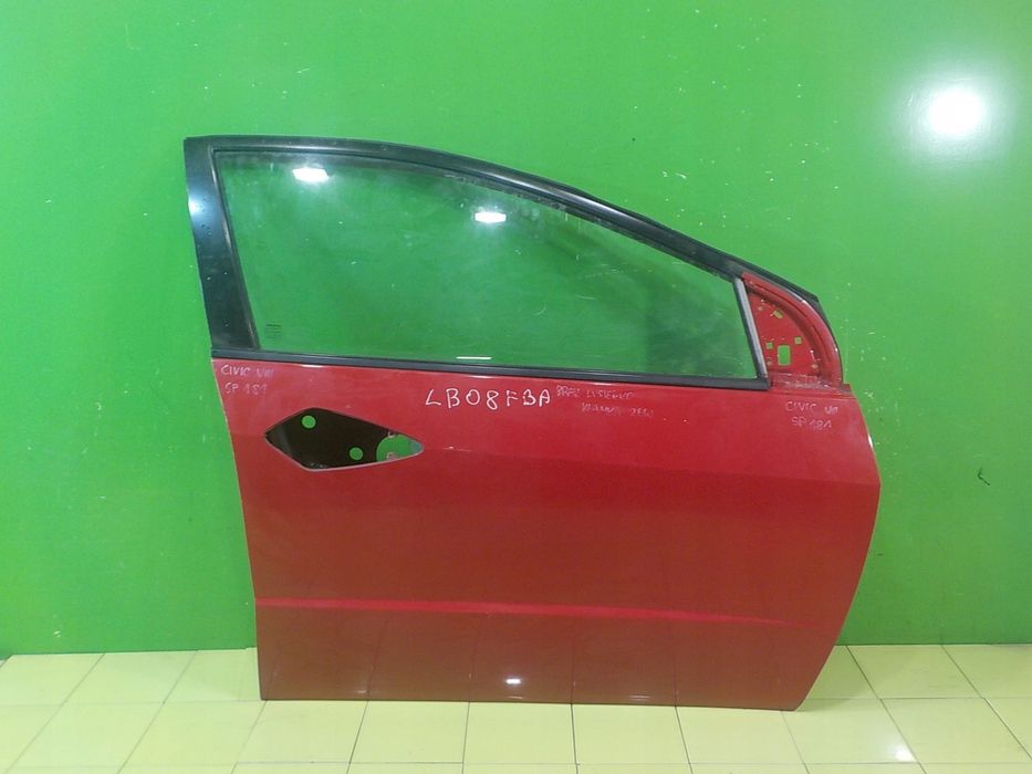 HONDA CIVIC VIII UFO 1.8 I-VTEC 08r HB drzwi prawe przod