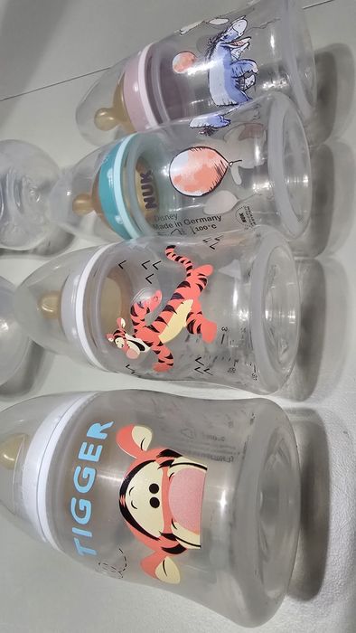 Lote de Biberões NUK e Philips Avent